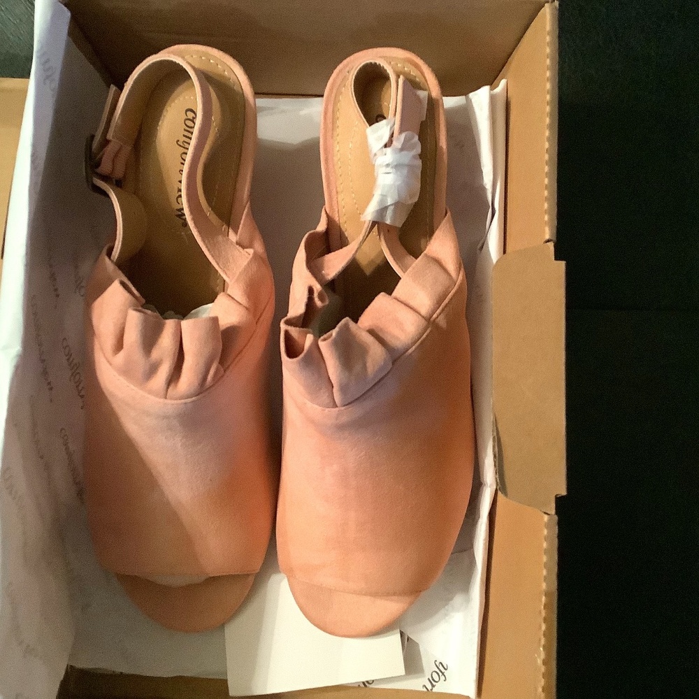 NWT Comfort view Mauve Suede Shoes Sz 11 3 Inches Heel